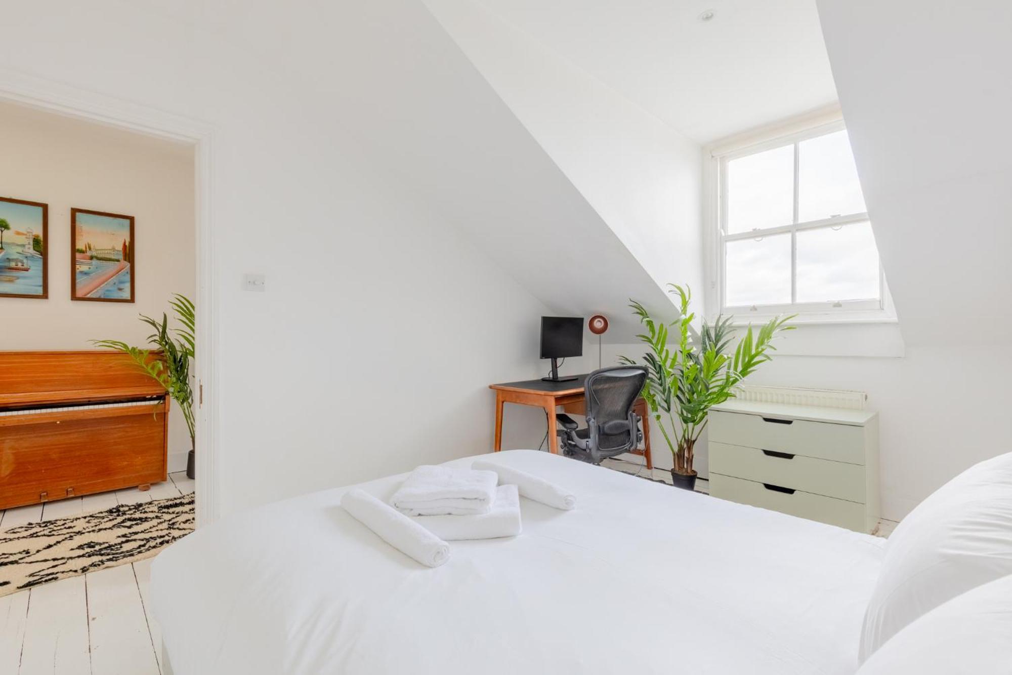 Elegant 2bd Flat Near Regent's Park Londra
